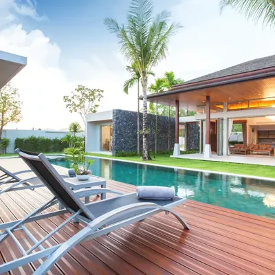 Gorgeous luxury, modern deck using HIFILL N functional mineral for plastics and elastomers in deck coatings; made from nepheline syenite to provide cost effective applications with improved weathering resistance and low moisture content that is FDA approved.
