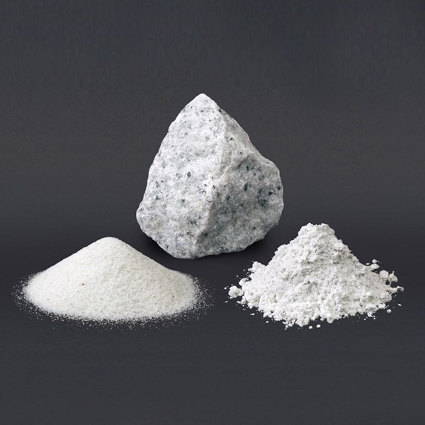 MINEX functional filler in powder and coarse grain made from nepheline syenite
